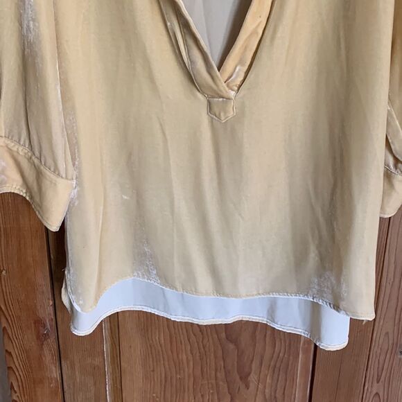 Sundance pale yellow velvet silk deep V-neck tunic top - Picture 5 of 8